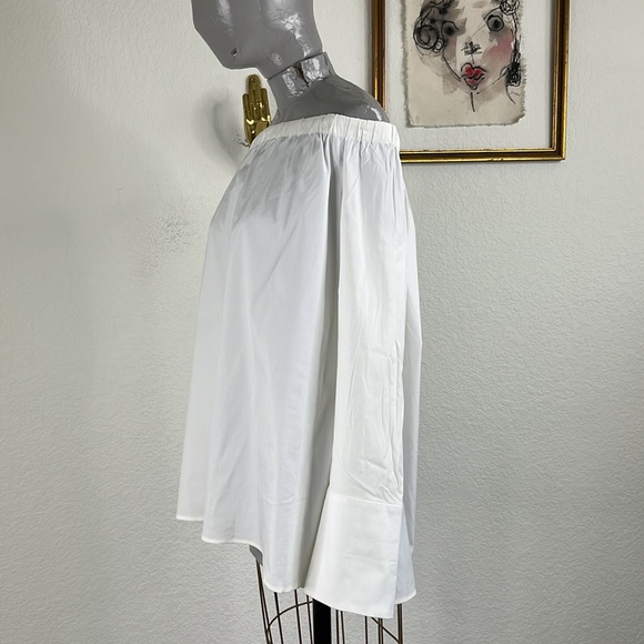 Lafayette 148 New York Sea Amy Off Shoulder Blouse in White Poplin - Picture 4 of 10